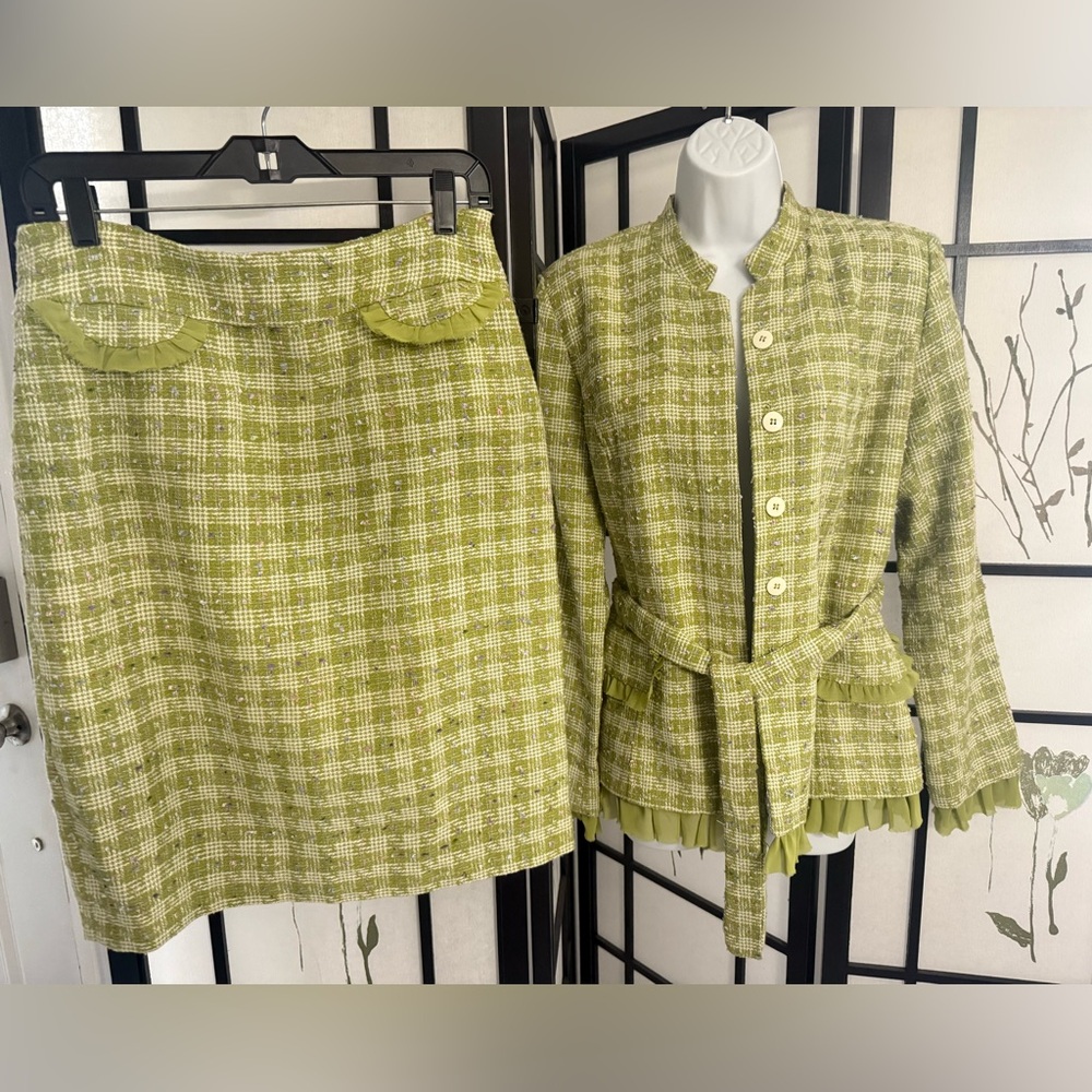 Tweed like lined 2pc Suit